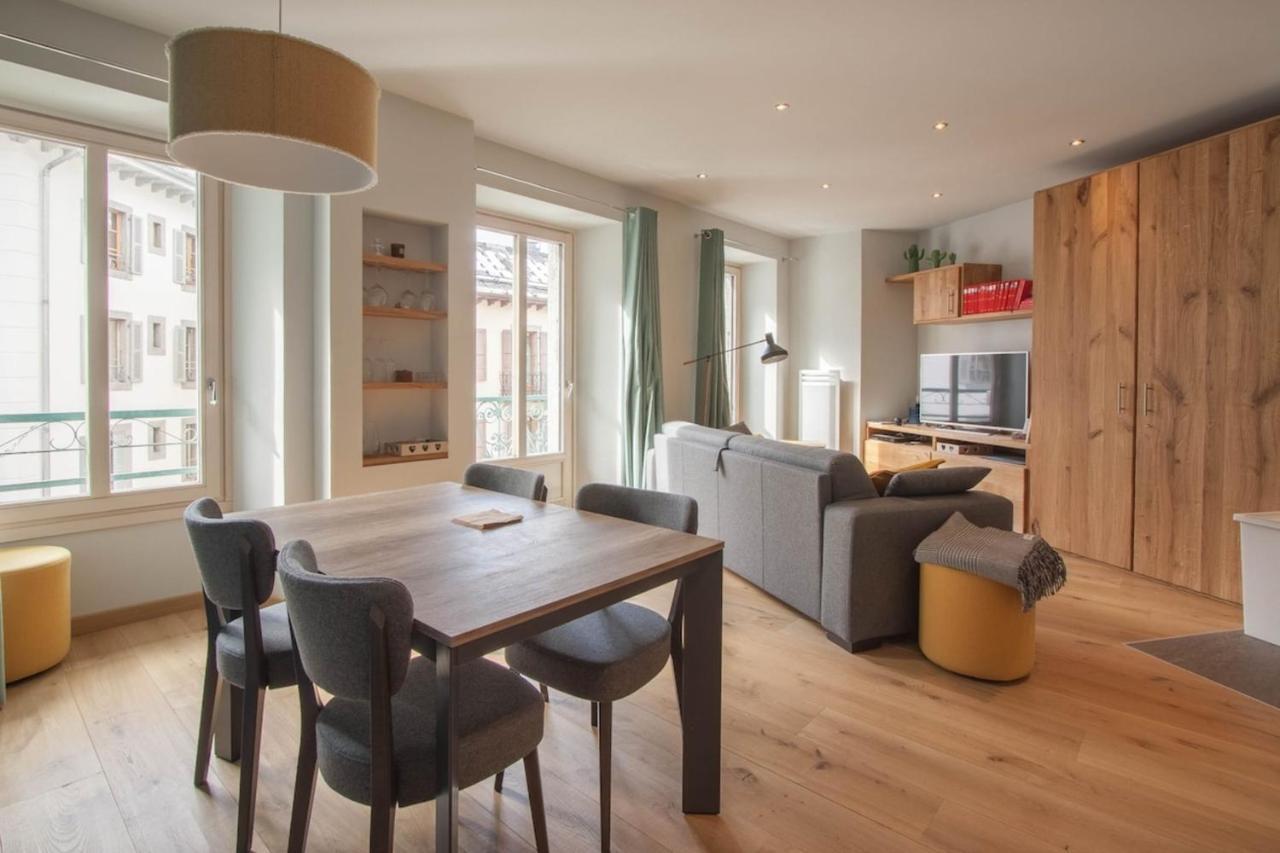 Les Aiguilles- Town Centre Luxury 2 Bedroom Apartment シャモニー エクステリア 写真
